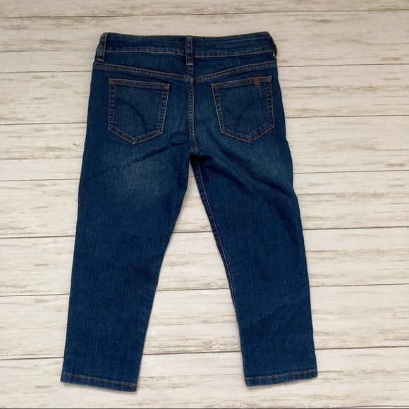 Joe’s Cropped Jeans | Size 8 - Picture 2 of 4